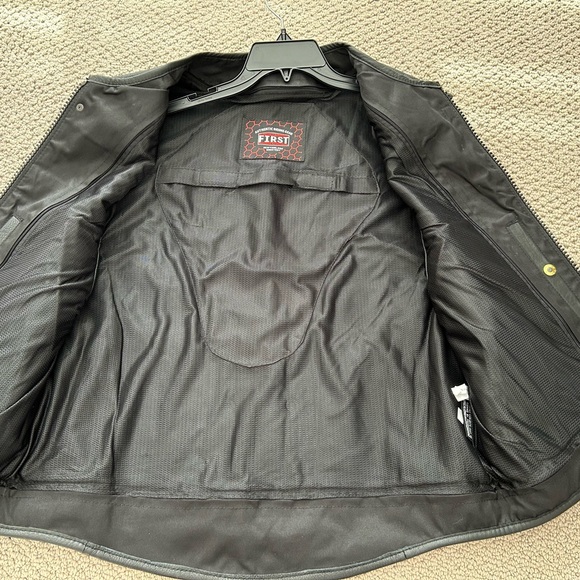 NWT Men’s Large Commando Leather Motorcycle Vest - Picture 8 of 11
